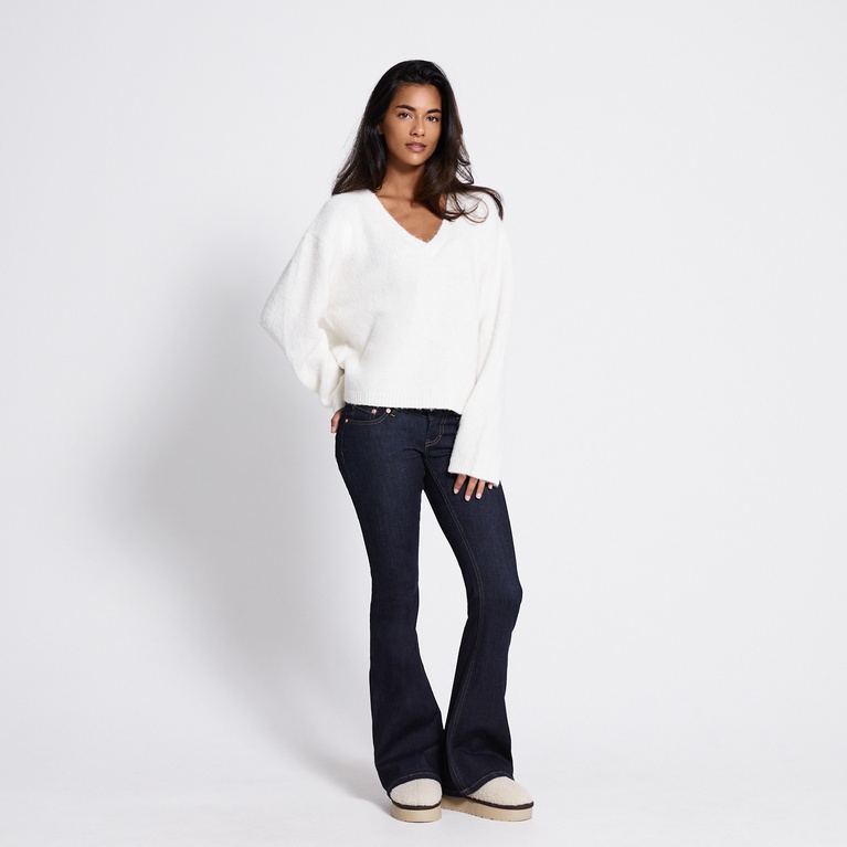 V-neck knit sweater "Eina" Off white